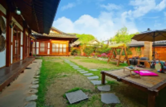 Jeonju Hanok Village Seoro - Country Houses