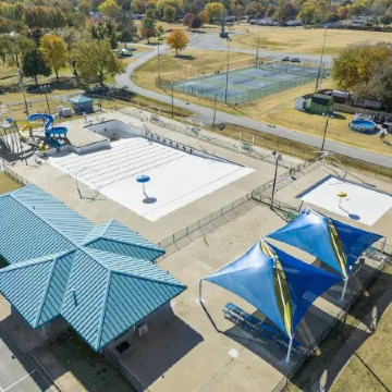 Gameroom/Theatre room-7 Tv's-6 Beds-Spacious Kitchen-Air Hockey-PingPong-Arcade