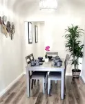 Prime location Close to Downtown LA 2 bed 1 bath Kingsize Bed Private Entry! 17