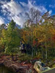Romantic Tranquil  Riverfront Cottage Rushing Crystal Clear Water Best Rate - 4-Star