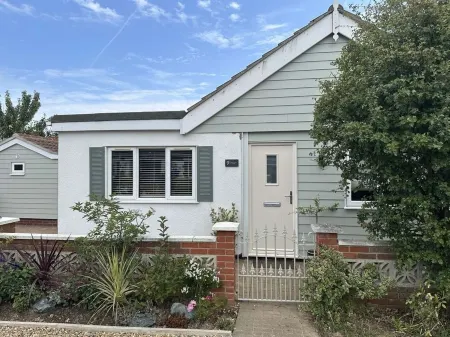 A stunning 3 bedroom property with sea views and direct access to the beach.