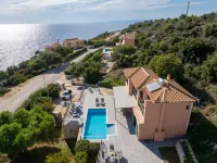 Villa Niki with swimming pool - فلل