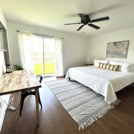 Family-friendly home near Downtown, Stadium, & Beaches.