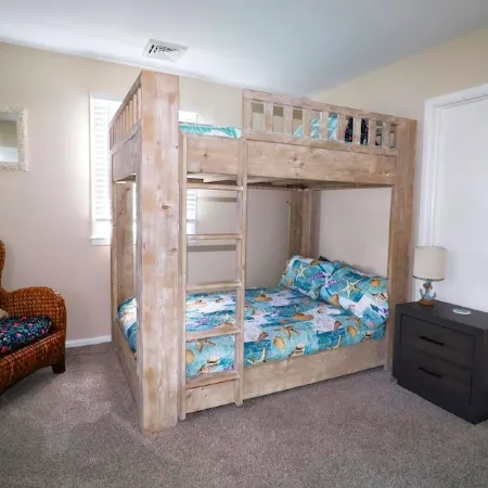 2BR 1.5BA Top Floor Condo with Tesla/EV Charger Brigantine