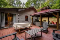 Mountain views ⛰️ 5 min to trails, waterfall & river