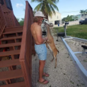 Big Pine Key, 3 BR, 2 1/2 Bath, Private Canal, Close to everything, KW