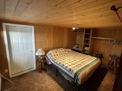 Ranch Bunkhouse - beautiful views, working ranch experience!