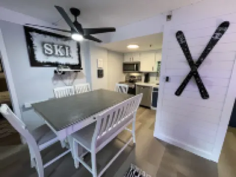 Good vibes only! 2BR at Silver Creek- sleeps 8