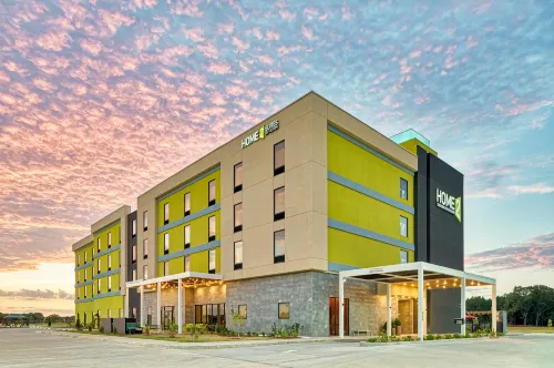 Home2 Suites by Hilton Batesville Hotel a Panola County