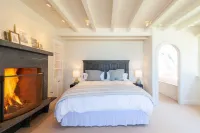 Edge of Ocean House Hotels in Moss Beach