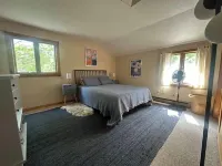 Berkshires Lakefront Retreat Hotels in Becket