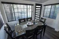 Cozy modern little cabin in Crestline