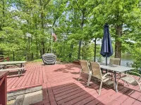 Waterfront Cabin on Long Lake w/ Dock & Kayaks! Hotels in Polk County