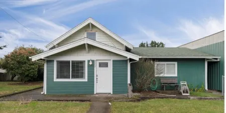 Fantastic Seaview Beach Cottage with 5 bedrooms for a memorable getaway