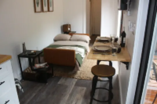 Modern Container Retreat with Private Hot Tub Near Hocking Hills Attractions