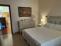 House "Il Glicine", Maison de Charme Hotels in Orosei