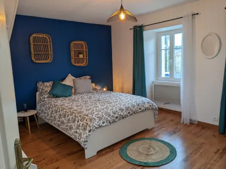 Large seaside house for family vacations