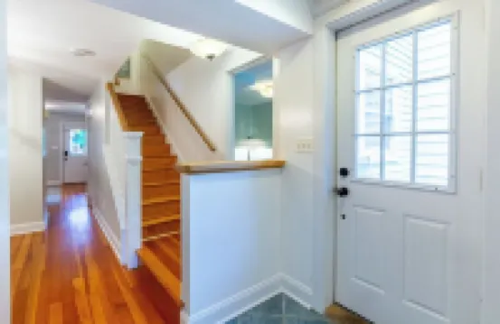 Walking distance to Navy Stadium! No cleaning fees!