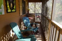 Treehouse Serenity, Access to RB Resort Amenities, Dog Friendly.