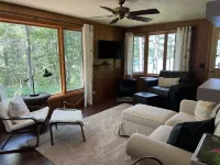 Beautiful Two Bedroom cabin on Plum Lake