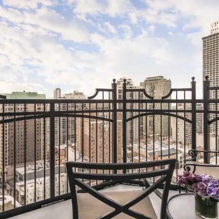Waldorf Astoria Chicago