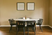 "The Kearney" BRIGHT MODERN STAY w/ Yard - 3BR