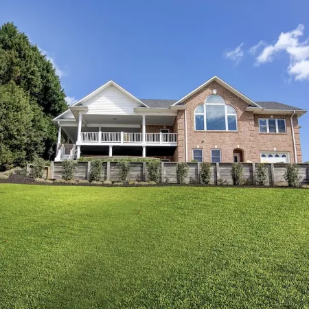 #1 Rated Vacation Home w/ Deep Water on the Main Channel
