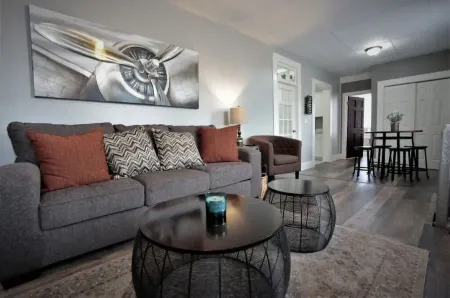 Manitou Apartment 2A Отели в г. Маниту Спрингс