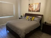 Desert Oasis salt water Pool/spaHome, Gated Community w/LAKE Hotels near 7-Eleven
