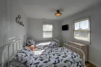 Semi-Oceanfront home with direct access to the beach! - バルコニー