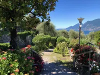 Casa di Alessia THE new vacation apartment with dream view over Malcesine incl. pool - Apartments