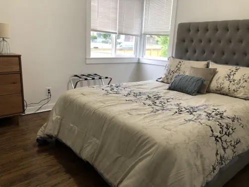 Welcome to S. Rochester in Tacoma! 2BR, 1BA house!