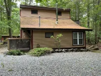 Mountain House Retreat near Hawley and Lake Wallenpaupack