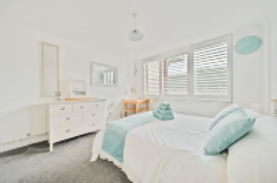 Stone's Throw from Beach and Forest, Country Walks