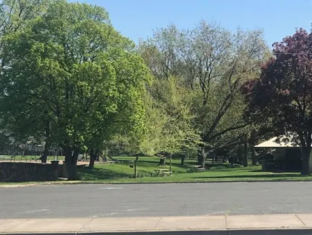 Magnolia Suite - Sleeps 2-4 - Spacious  - 3 miles from Downtown Walla Walla