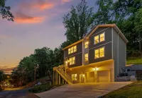 Tranquil Rock Retreat Hotels in Red Bank