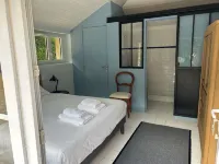 Penty: Direct access to the beach 350m (800m2 enclosed garden)