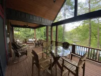 Welcome to A Little Bit O' Heaven! Hotels in Hogback