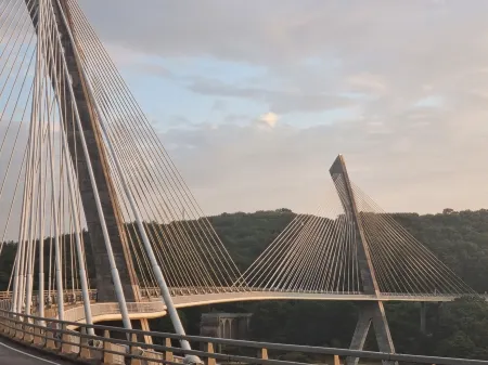 Le Homard, convivial apartment with garden Отели рядом с достопримечательностью «Chapelle Notre-Dame-De-Rocamadour»