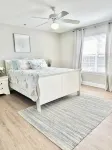 Riverfront Condo w/Boat slip. River Views! Walk downtown!