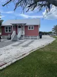 Private historical completely renovated cottage with  60 ft dock on Sarasota Bay