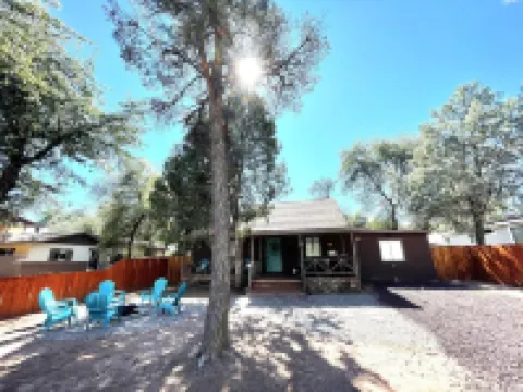 Family and Dog friendly Cabin in Payson close to town, parks, hiking trails