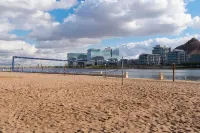 Tempe Getaway w/Pool & Near ASU!