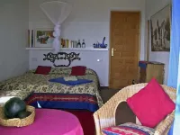 Unique authentic finca with pool and wide views of the sea and mountains Hotels in Sayalonga