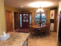 Within Walking Distance of Field of Dreams Movie Site/MLB STADIUM
