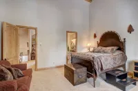 Amazing Mountain Home! Excellent Location. Early checkin. Hotels in Peak 8