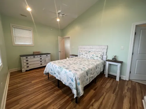 Holy Mackerel -Gorgeous, large home -Ocean view & Sound view -Great for families