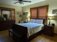 Cozy House  only minutes to  Lake Palestine & Pine Dunes Golf Course