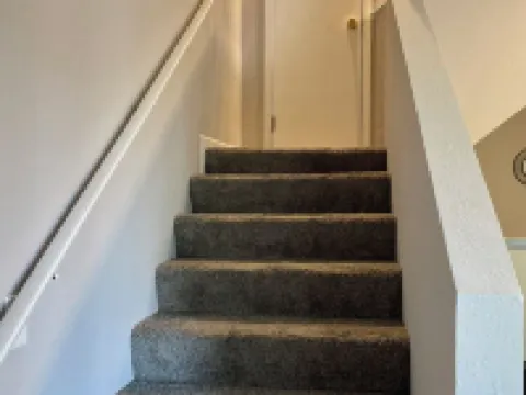 Vibrant 2 Bed Located Downtown/ Closing to Soaring Eagle/CMU Hotels in Mount Pleasant