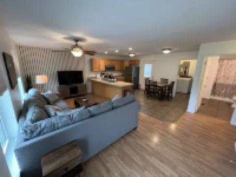 Relaxing 2 bedroom home minutes away from PMRP